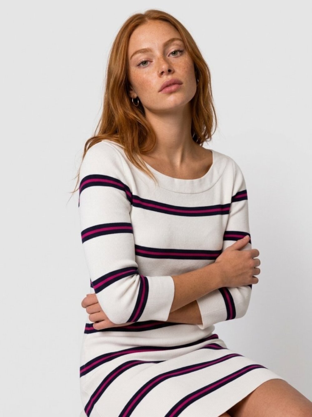 Banana Republic Lux Knit Boatneck Dress, Cream Red & Navy, 3/4 Sleeve, Side Zip - Picture 2 of 9